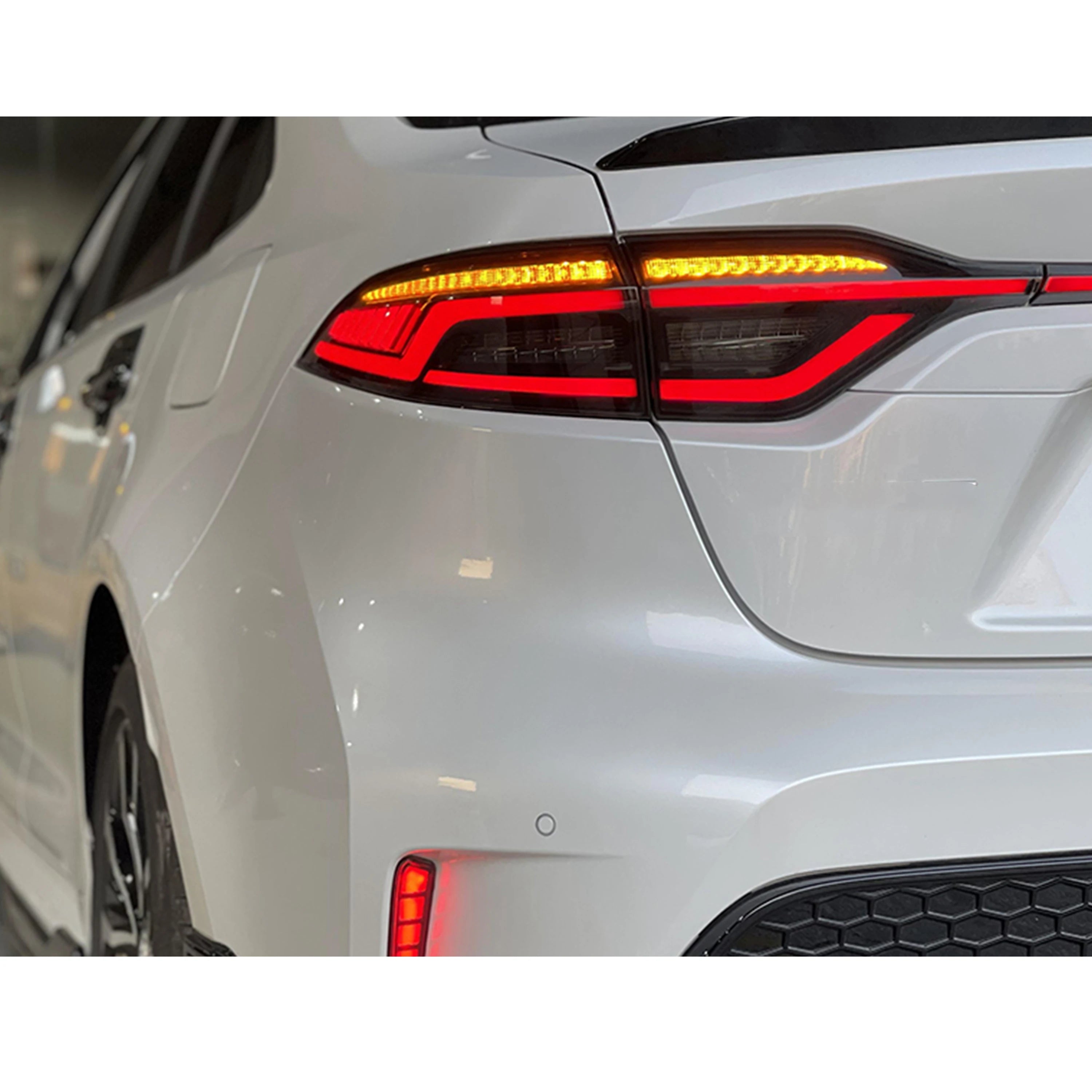2020–2026 Toyota Corolla LED Tail Lights – Sequential & Start-Up